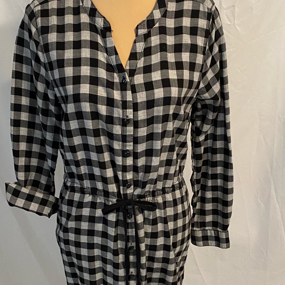 Bass Ladies medium dress.